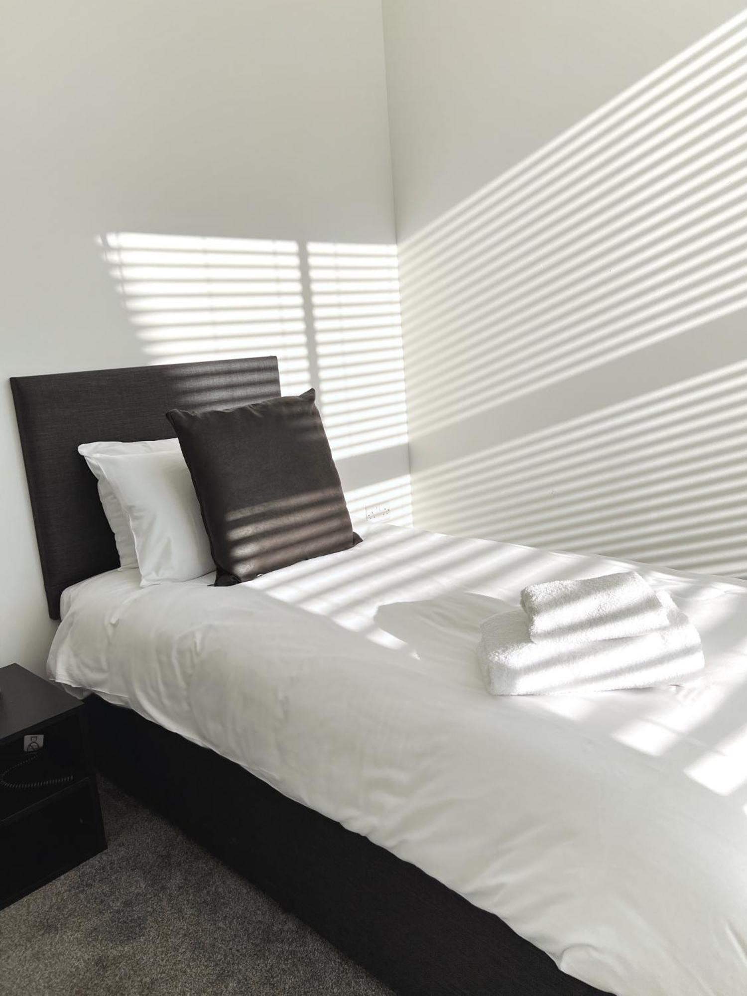 Ascot House Apartments بيتربرو المظهر الخارجي الصورة