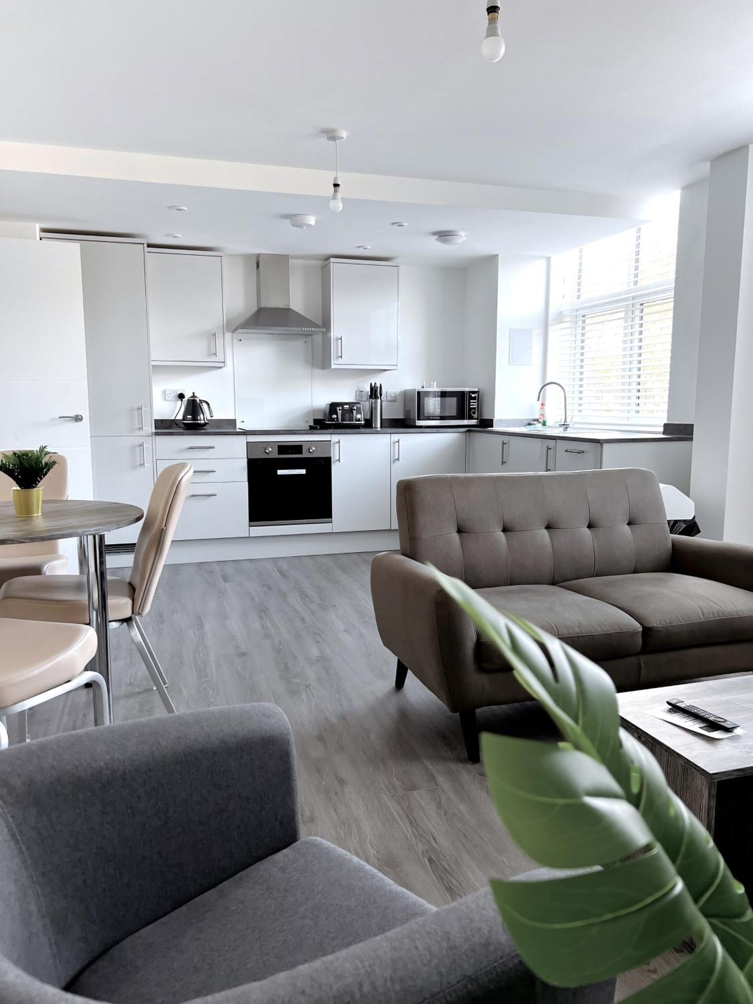 Ascot House Apartments بيتربرو المظهر الخارجي الصورة