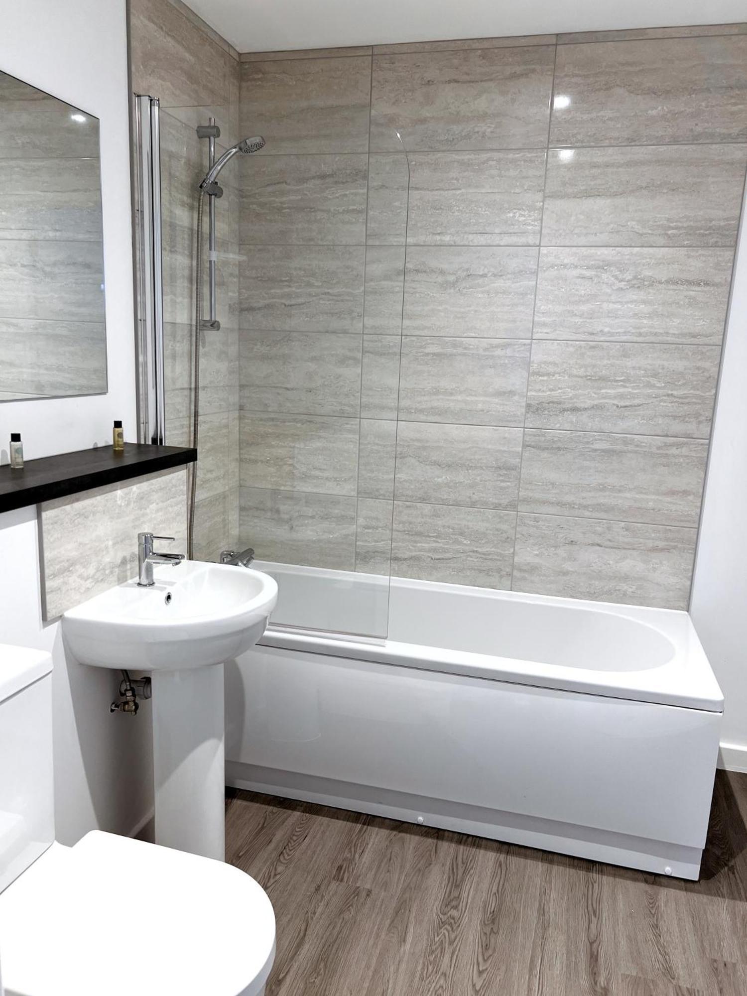 Ascot House Apartments بيتربرو المظهر الخارجي الصورة